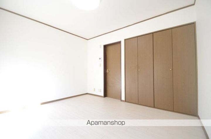 牛川南台1-4の内装