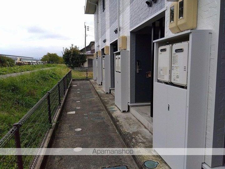 レオパレスマ メゾン2201の居間