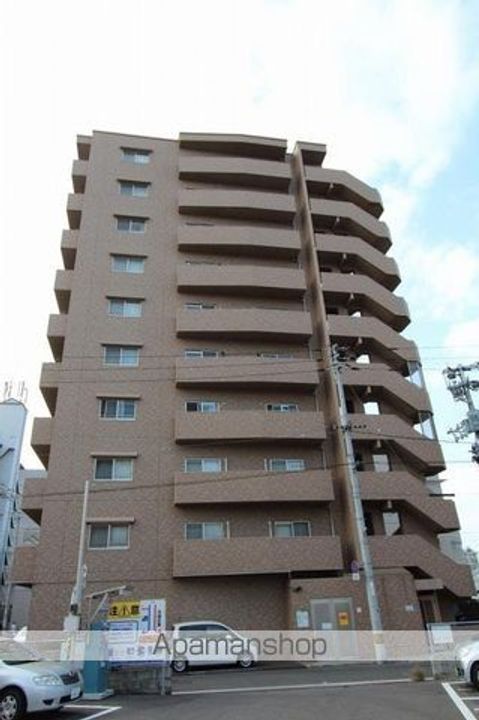 香川県高松市北浜町の賃貸マンションの外観