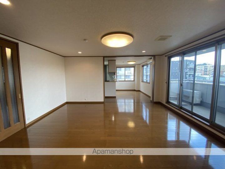 LAPORTEの居間