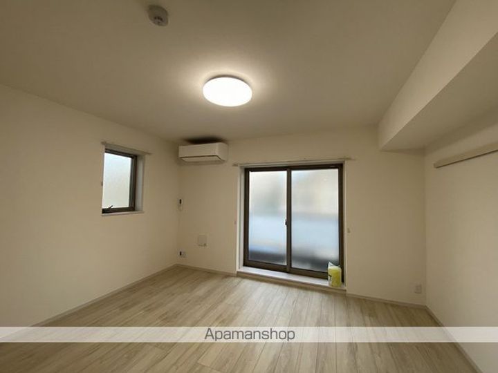 福生セイワレジデンスの居間