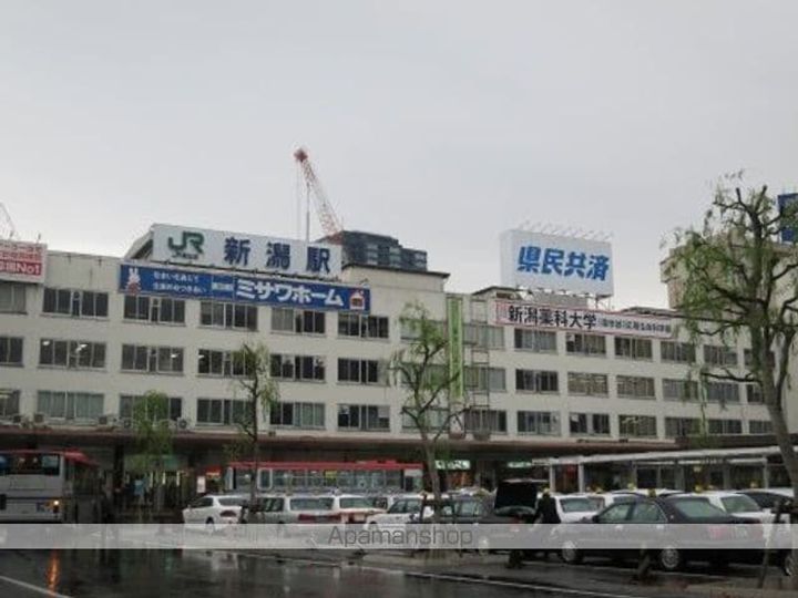 クレール信濃の周辺