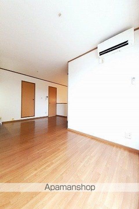 コートシャルマンⅡの居間