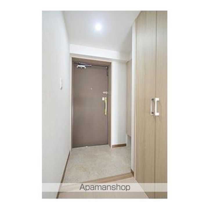 西荻HILLSの玄関