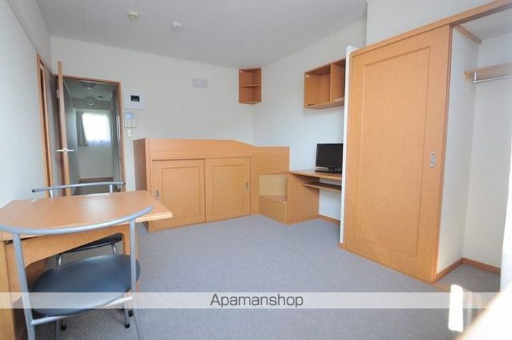 レオパレスサーマルの居間