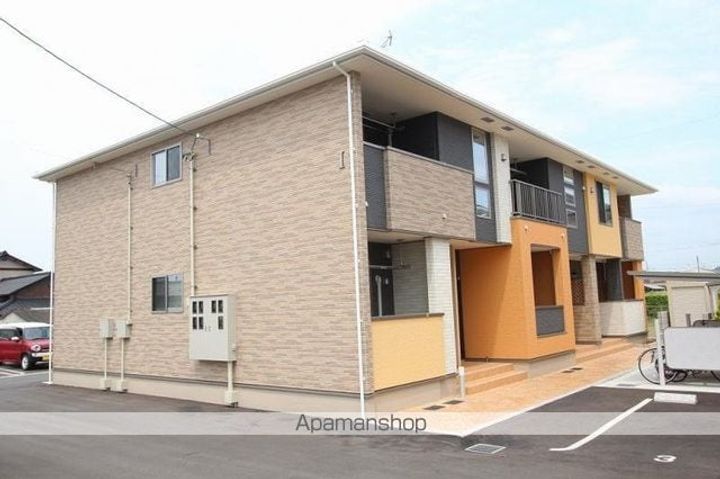 香川県高松市小村町の賃貸アパートの外観