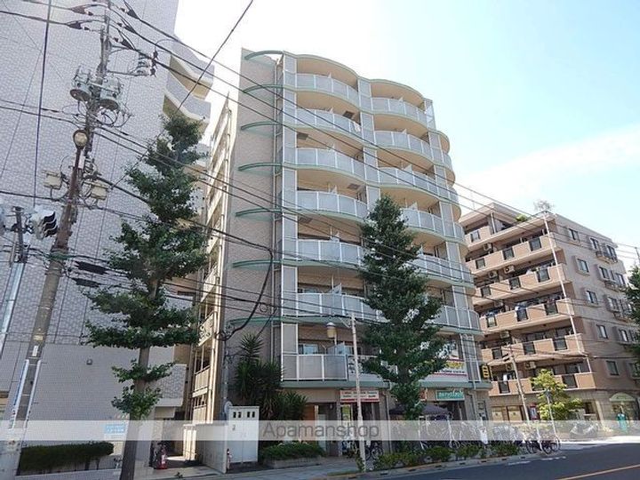 東京都国立市富士見台2丁目の賃貸マンションの外観