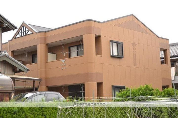 愛知県愛西市北一色町西田面の賃貸アパートの外観