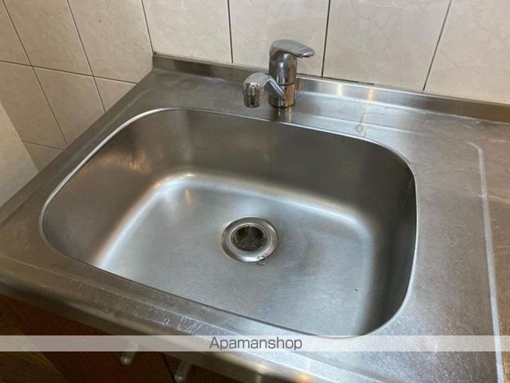 香川県高松市屋島西町の賃貸アパートの内装