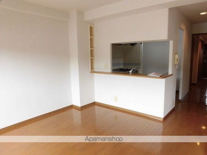 パールリバーの内装