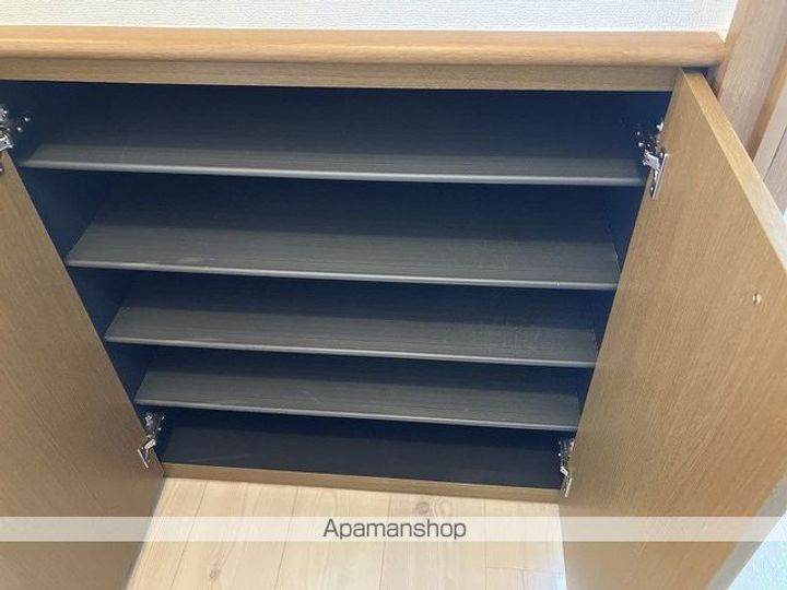 パルティールの内装