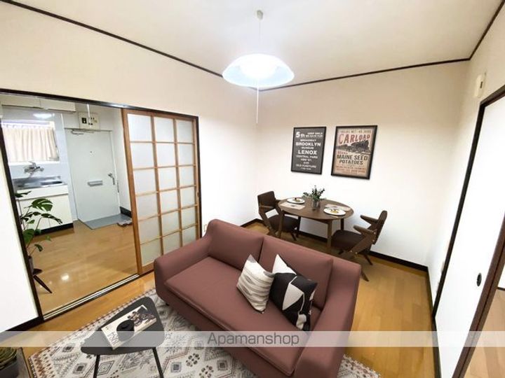 サンハイツA203の居間