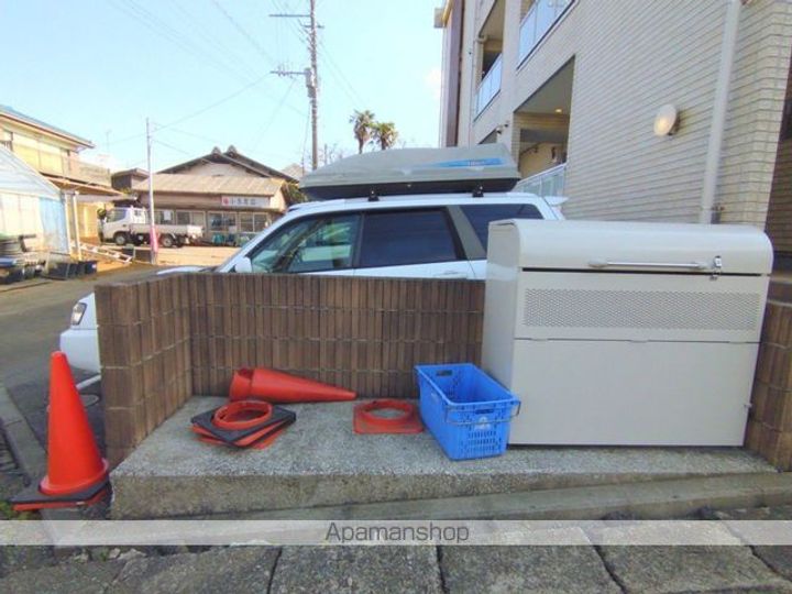 リブリ・プレニチュードのその他画像