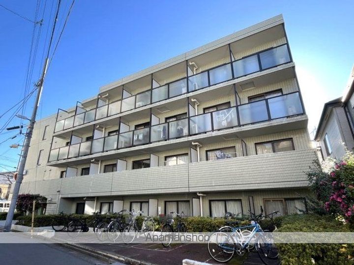 グランドコート江古田の外観