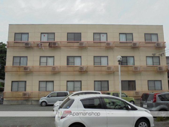 ピュア本郷の外観