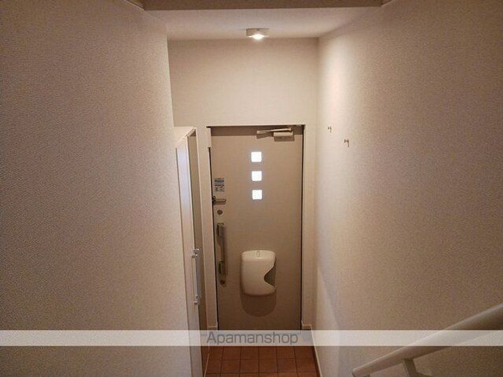 レジデンス KIDAーCの玄関