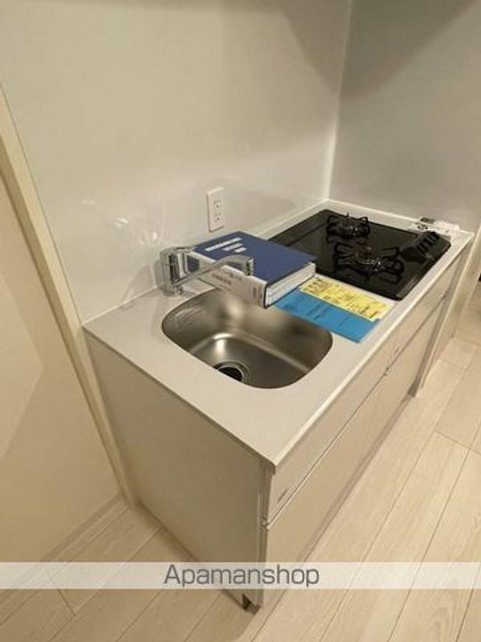 リビオメゾン上野入谷902号室のキッチン