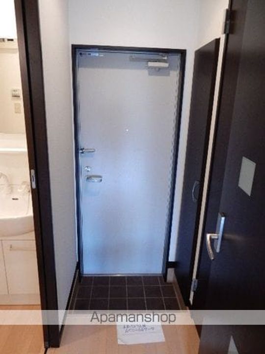 アンブラッセ新検見川の玄関