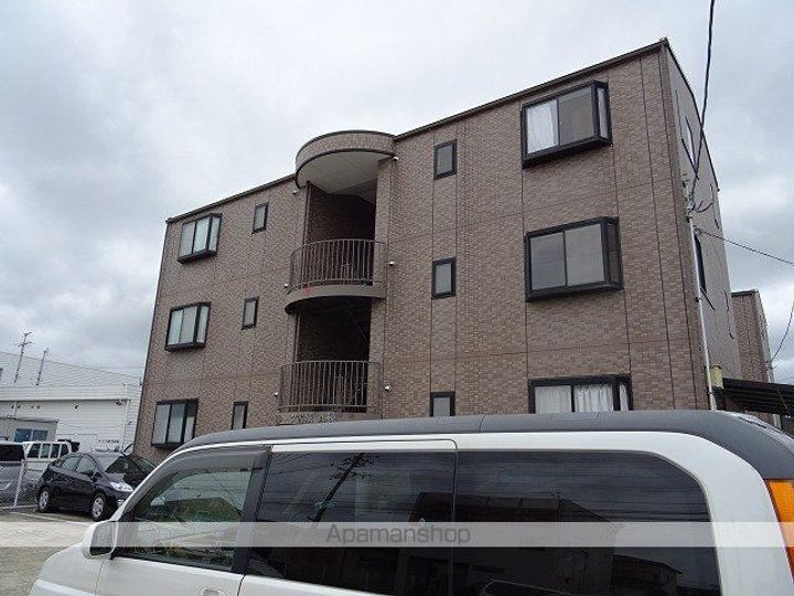 SDハイツ古城A棟102の外観