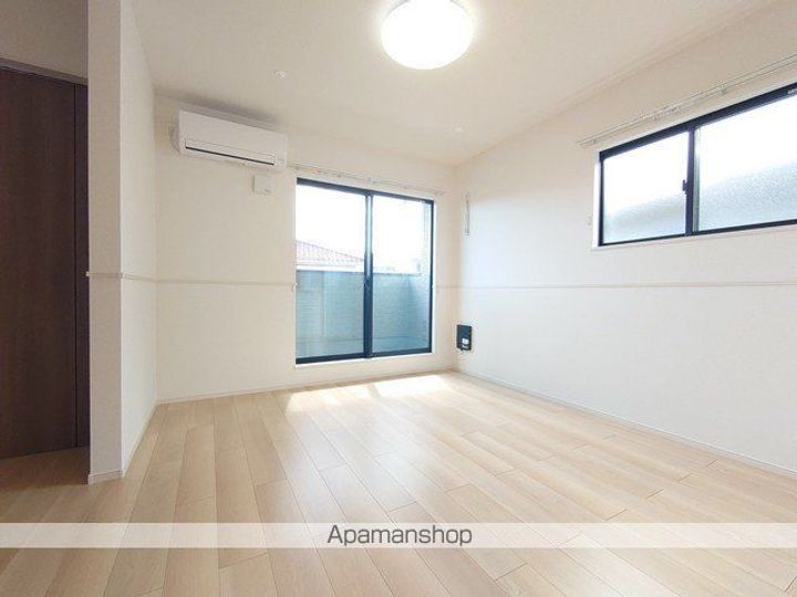 エースガーデン Ⅱの居間