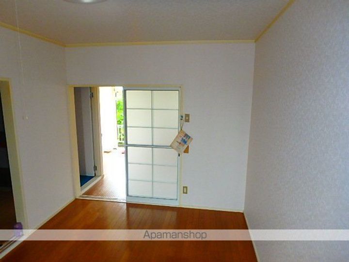 愛知県丹羽郡扶桑町大字斎藤字本郷屋敷の賃貸アパートの内装