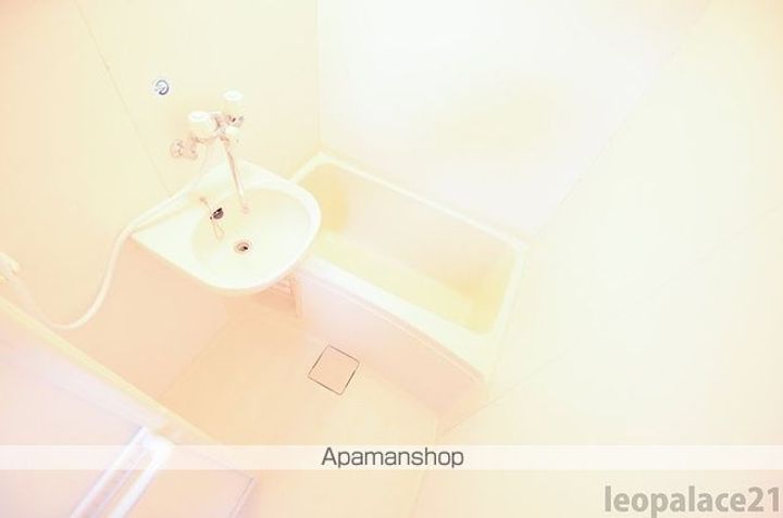 レオパレス英(HANABUSA)202の風呂