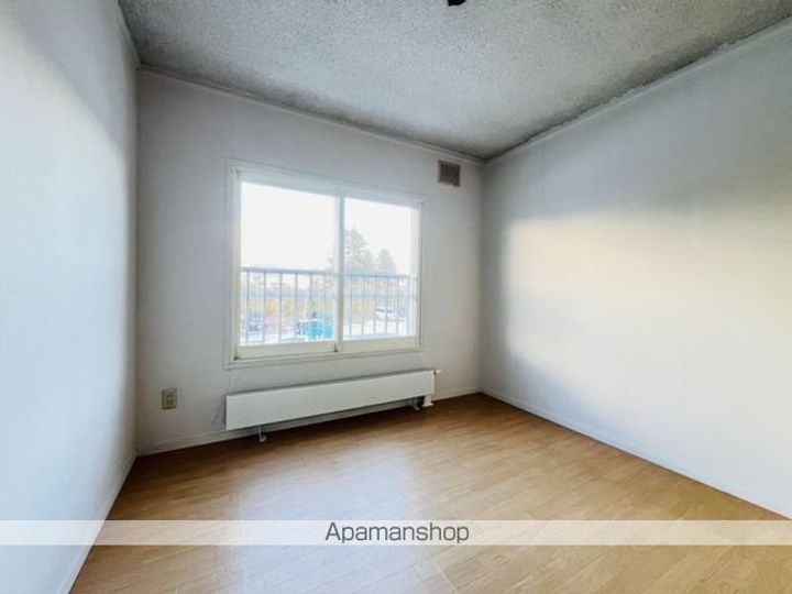 ヴィラナリー函館2号棟(ヴィラナリーハコダテニゴウトウ)302の内装