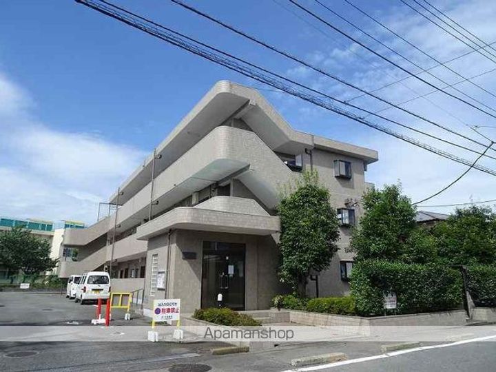 東京都昭島市郷地町2丁目の賃貸マンションの外観