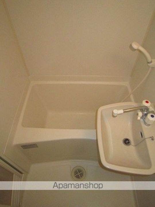 レオパレスプレサージュの風呂