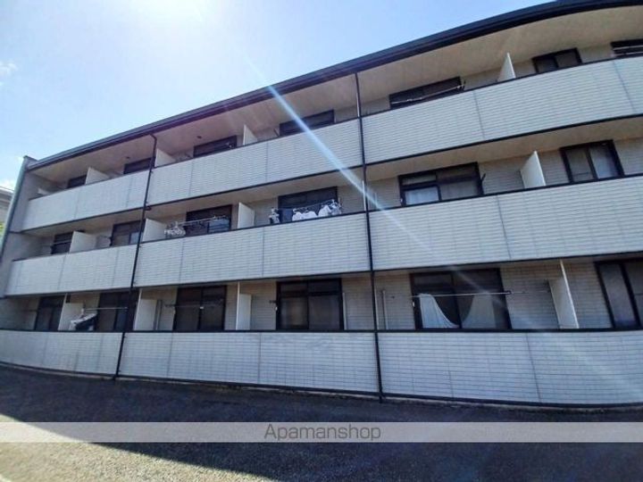 レオパレスピアの外観