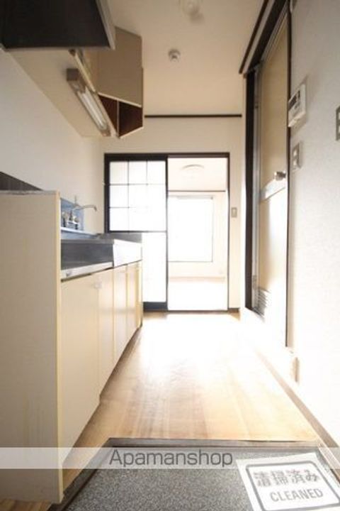 宮山ハイツの玄関