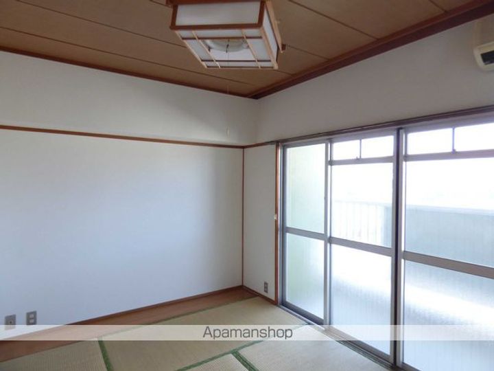 ゴールデンハイツふきあげの居間