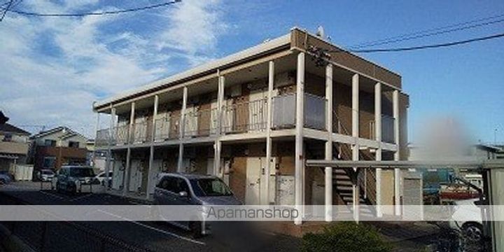 愛知県小牧市元町4丁目の賃貸アパートの外観