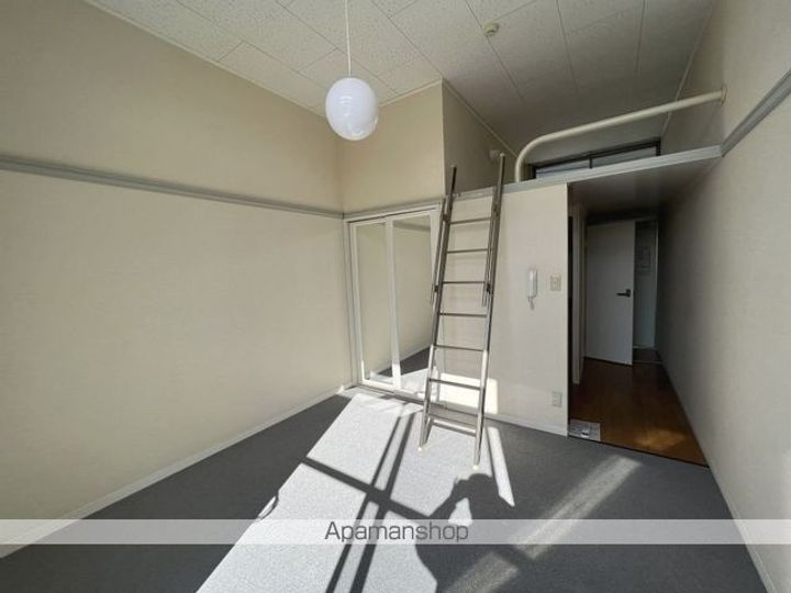 ソレーユ205の内装