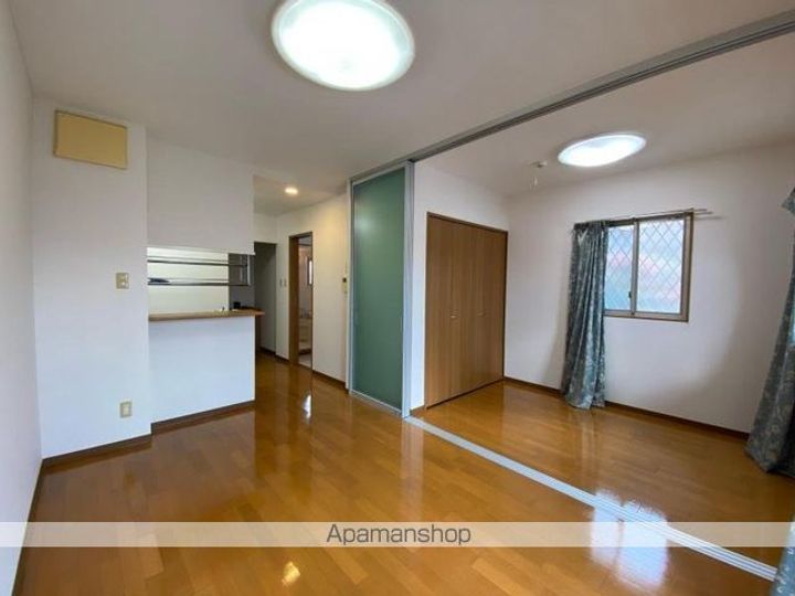 香川県高松市前田東町の賃貸マンションの内装