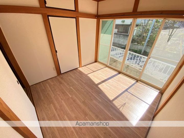 みどりハウス102の居間