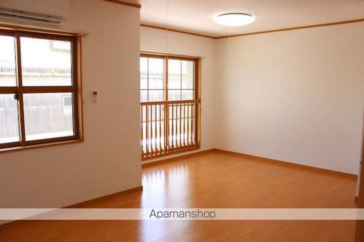 パークメゾンⅠ203の居間