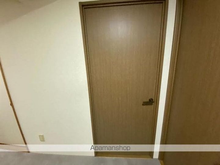 香川県高松市新北町の賃貸マンションの内装