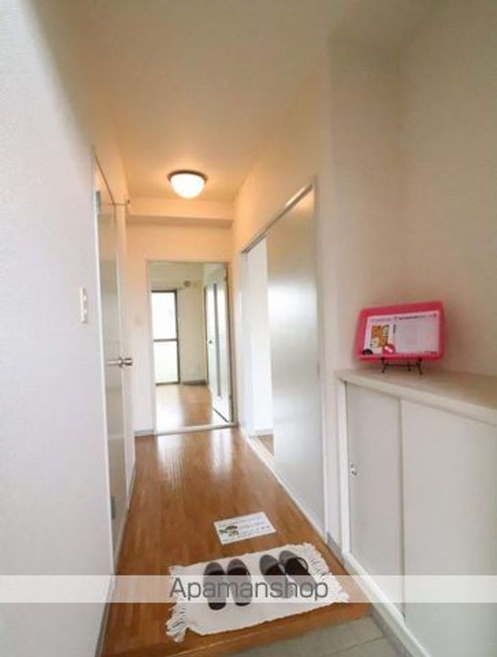 メゾンドボヌアーの玄関