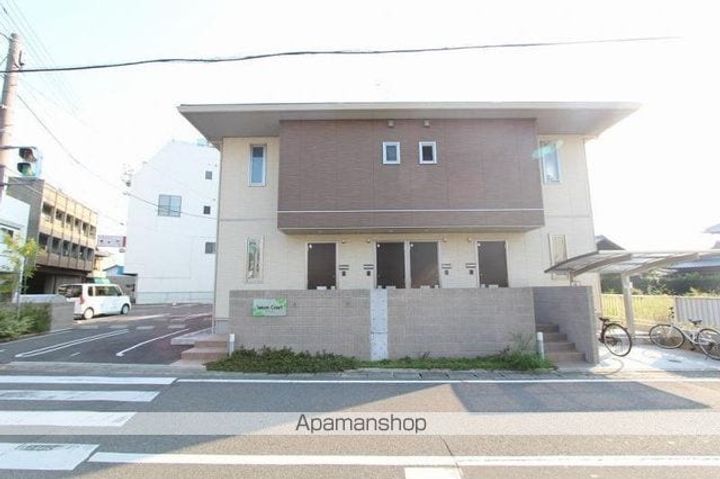 香川県高松市香川町川東上の賃貸アパートの外観
