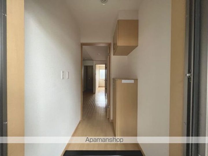 ビバ・グレーシア101の玄関