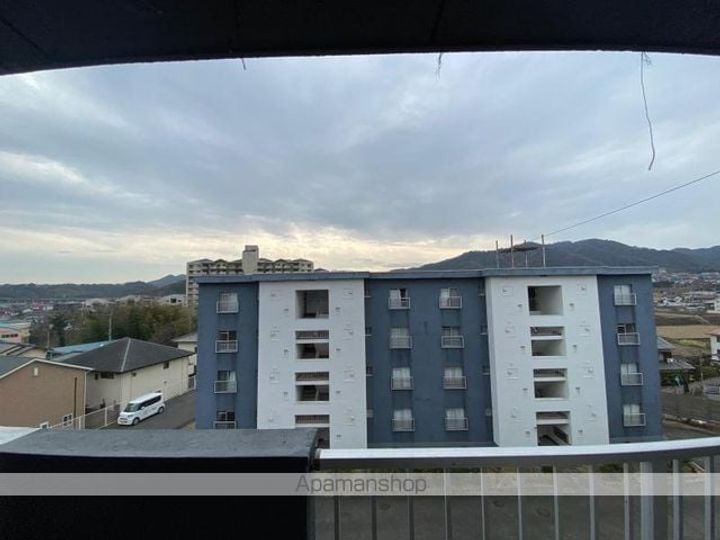 香川県さぬき市志度の賃貸マンションの内装