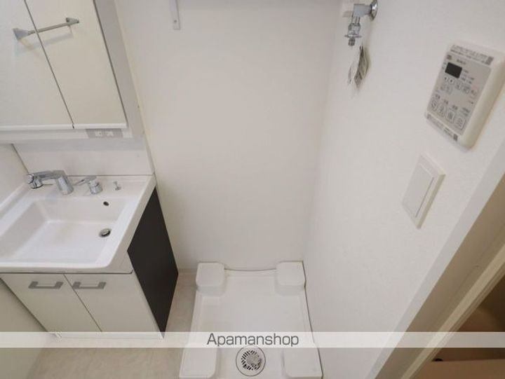 愛知県名古屋市東区泉2丁目の賃貸マンションの内装