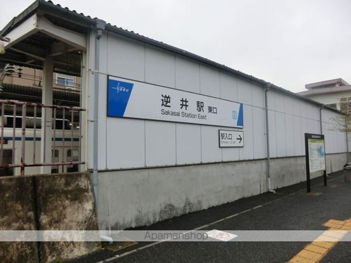 千葉県柏市逆井2丁目の賃貸アパートの周辺