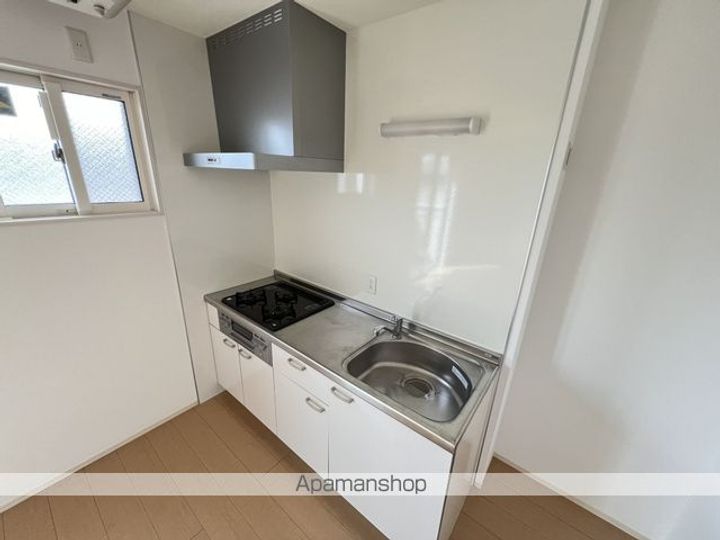 滋賀県大津市本堅田6丁目の賃貸アパートのキッチン