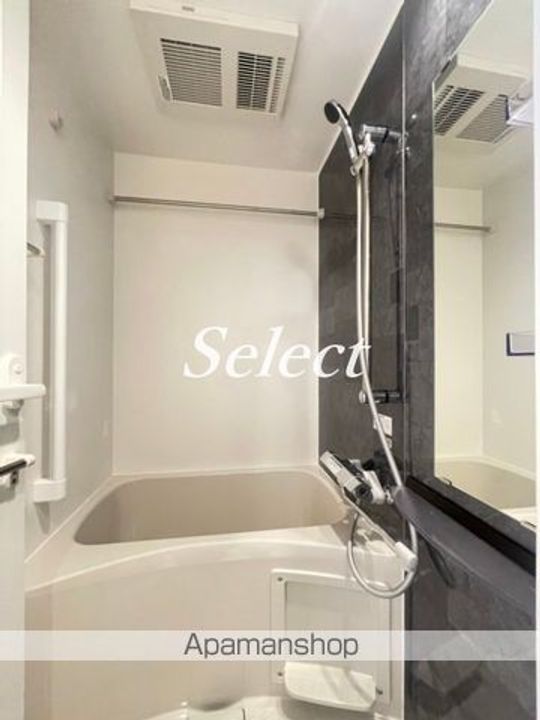 エストゥルース横浜蒔田の風呂