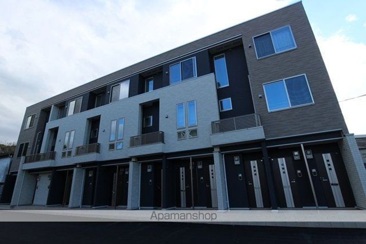 福岡県久留米市御井旗崎2丁目の賃貸アパートの外観