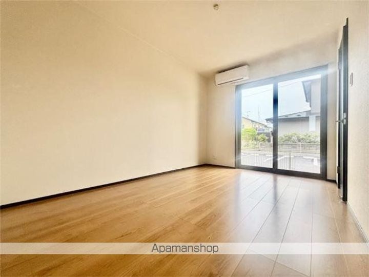 CHERRY BLOSSOM(チェリーブロッサム) A102の居間