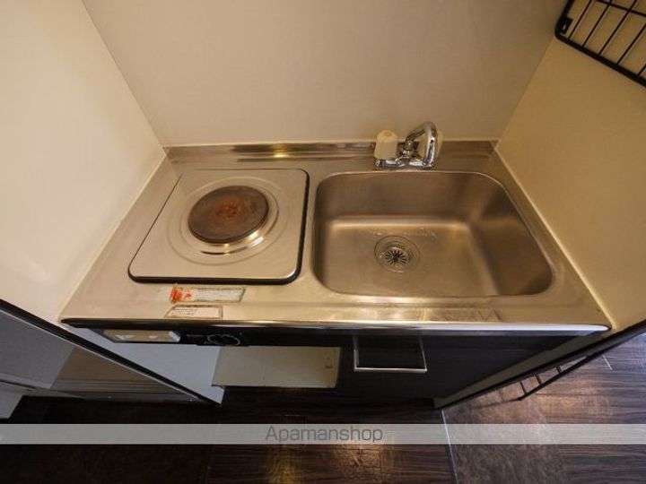 ドール本願寺301のキッチン