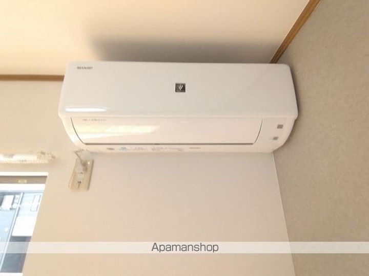 愛知県犬山市大字五郎丸字新田組の賃貸アパートの内装